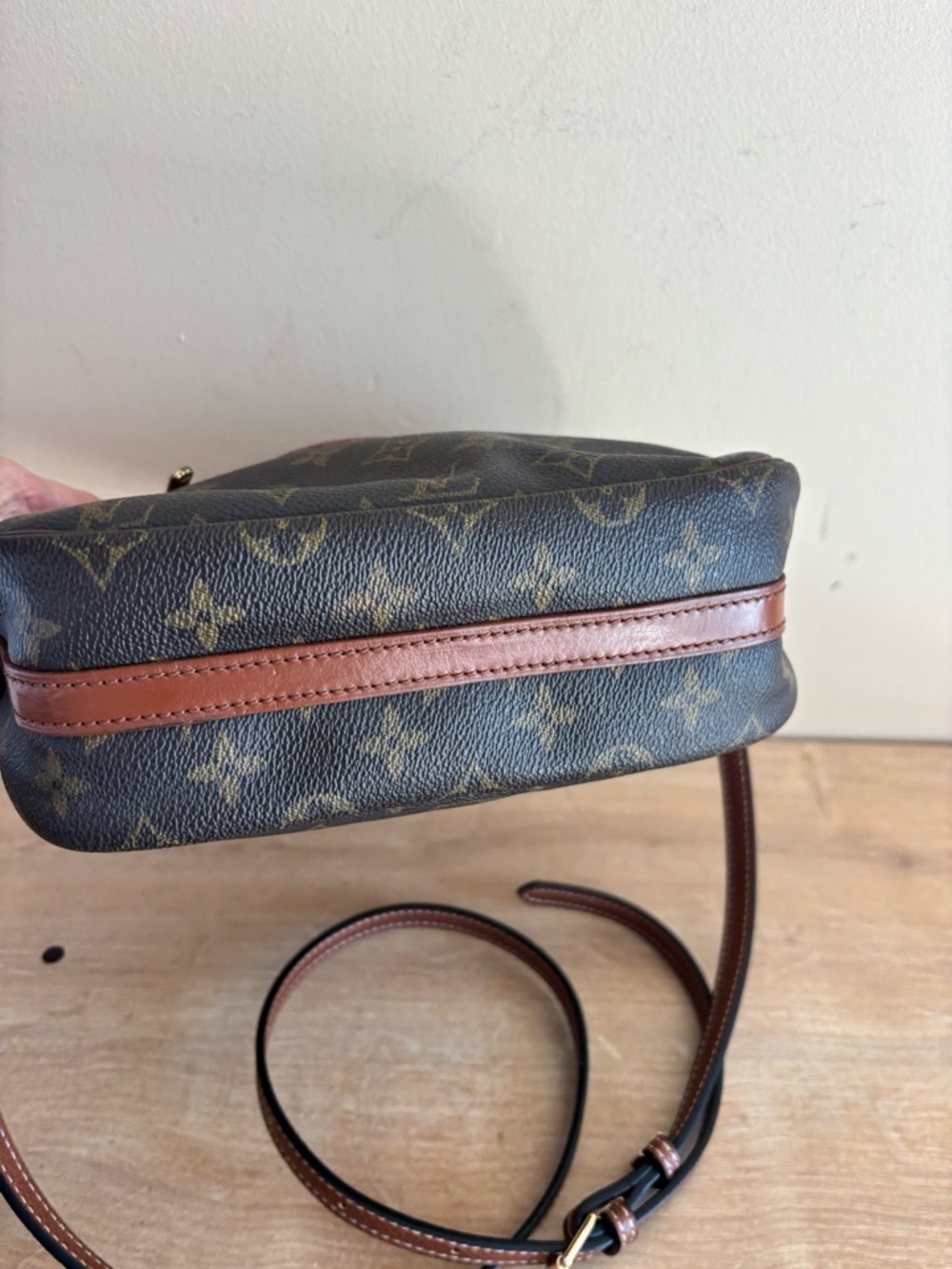 Authentic Louis Vuitton crossbody bag monogram - Picture 7 of 14